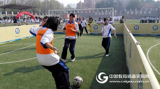 移动足球场,中国少儿足球的摇篮