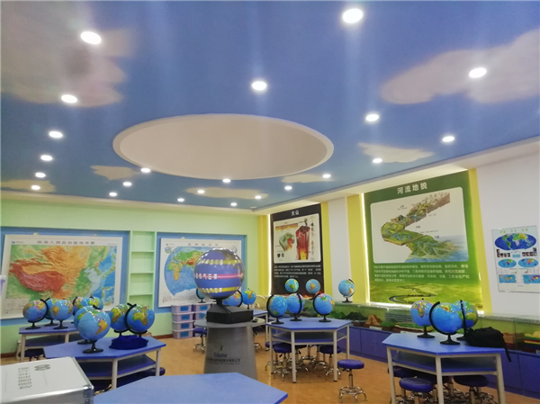 靖远二中首间地理教室投入使用 地理教学如有