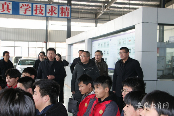 亳州工业学校加强工作交流 推进合作办学发展