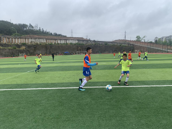 綿陽市游仙區舉行中小學校園足球聯賽