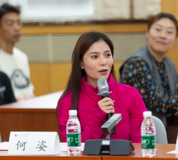 北京體育大學舉辦冠軍班學生代表座談會