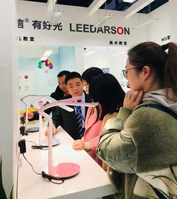 繼續好光之道征程 立達信教育照明同登四川、湖北展會