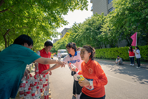 沈阳科技学院2023年大学生体育文化节开幕式暨春季校园马拉松赛成功举办