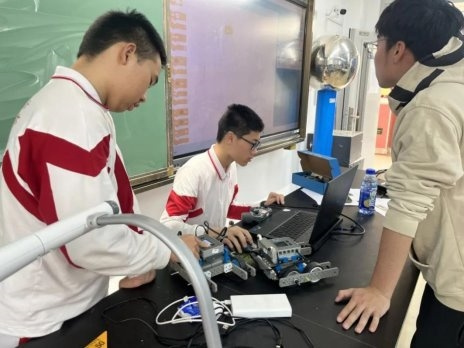 海淀“1+3”升级！家长头疼的中考升学咋办？办法就藏在这儿！