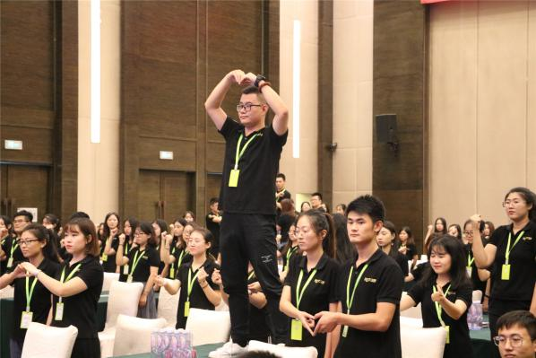 鴻文教育-輕取高考在線整合全國優質師資 教學質量備受肯定