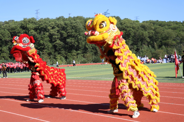 定向越野重走“長征”，廣州華南商貿職業學院校運會紅色追尋趣學黨史