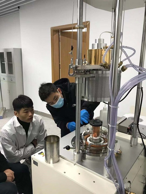 热电转换效率测量系统PEM-2成功落户深圳市清洁能源研究院