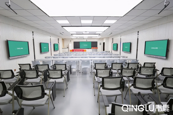 湖南师范大学的智慧教室赋能师范人才培养