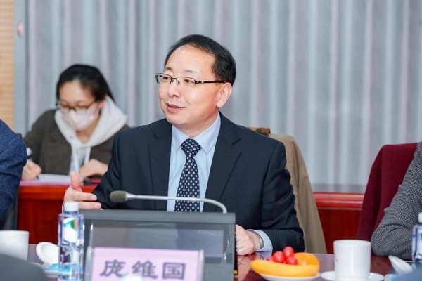 科大訊飛AI學習機與華東師范大學皮亞杰研究中心簽署戰略合作