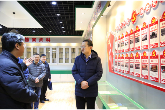 隴東學院黨委書記任爾昕與班子成員交流研究推進重點任務落實 全面開展工作調研
