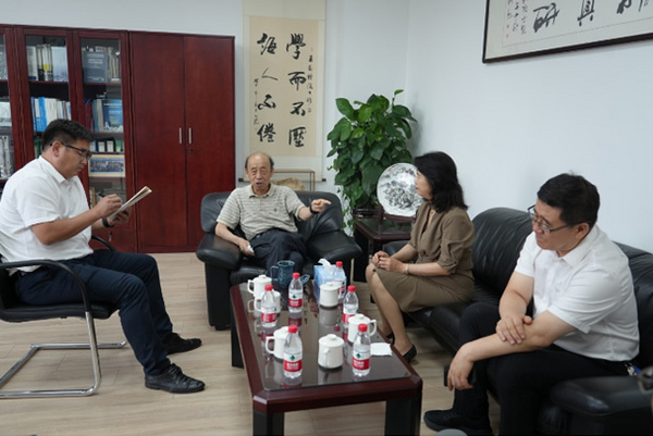 遼寧科技學院領導班子成員帶隊拜訪東北大學王國棟院士