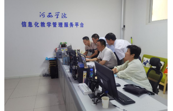 開學第一天 河西學院領導深入教學一線