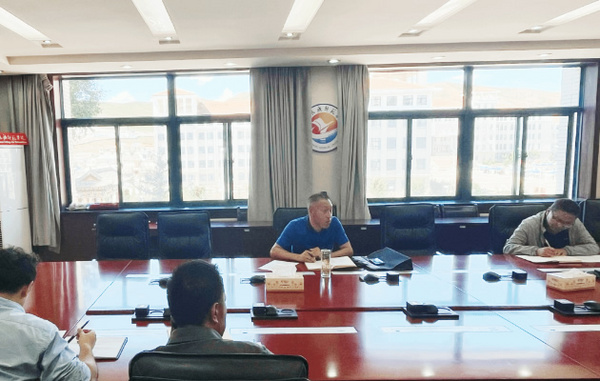 甘肅民族師范學院副校長牛永有主持召開加快支付進度推進會
