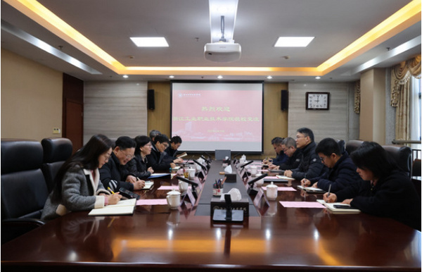 浙江工業職業技術學院副校長任少波一行來浙江水利水電學院交流