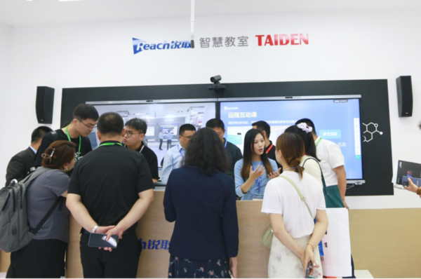 第61屆高教展圓滿落幕，銳取AI新品助力高校探索數字化轉型