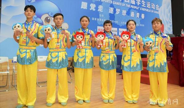 安徽省选手王春雨获得全国学生运动会田径比赛2枚金牌