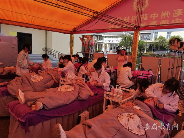 亳州中藥科技學校職教成果展亮特色 秀技能