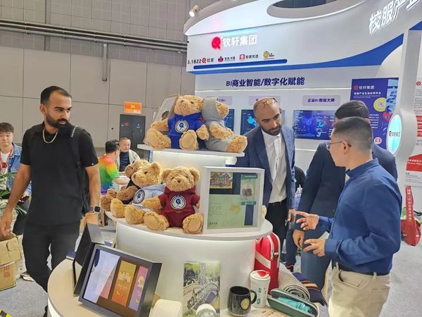 欽軒集團2024上海校服展圓滿落幕！