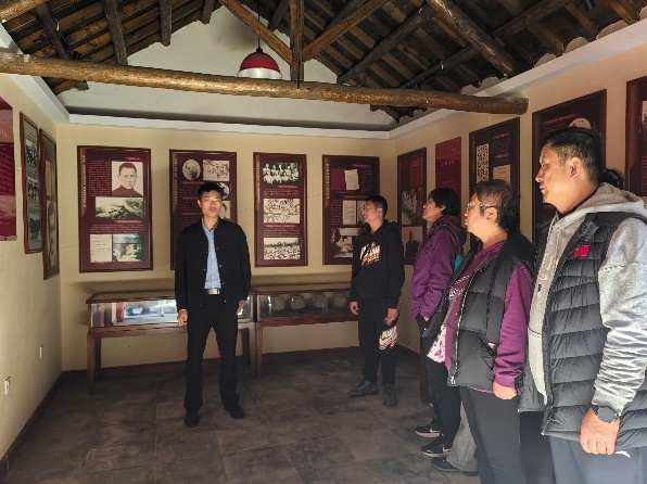 中國石油大學體育教學部組織赴即墨開展主題教育實踐活動