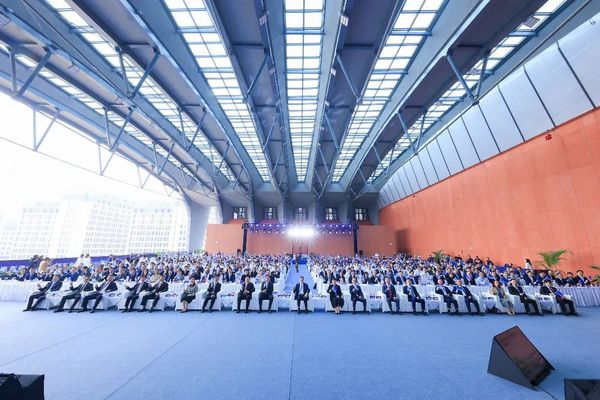 浙江大學“一帶一路”國際醫學院新校園啟用 迎來2023級首批入駐新生