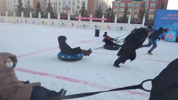 冰雪運動進校園 | 內蒙古扎賚諾爾區開展豐富多彩的冰雪趣味活動