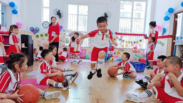 广西柳州：“四子”联动 推进学前教育普及普惠高质量发展
