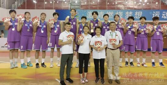 陜西省中學生女子籃球隊獲十四屆全國學生運動會首枚獎牌