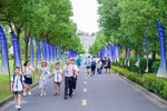 “第五届全国青少年无人机大赛” 在上海华东师范大学第二附属中学开幕